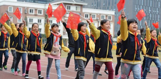  小學(xué)部運(yùn)動(dòng)會(huì)啟幕——奔跑吧，萌寶們！ 