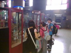 朝暉文學社到省科技館采風